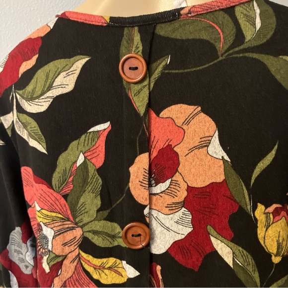 Available Angela Fashion Floral Cardigan S Elbow Pad Back Buttons Details Pocket - Picture 7 of 10